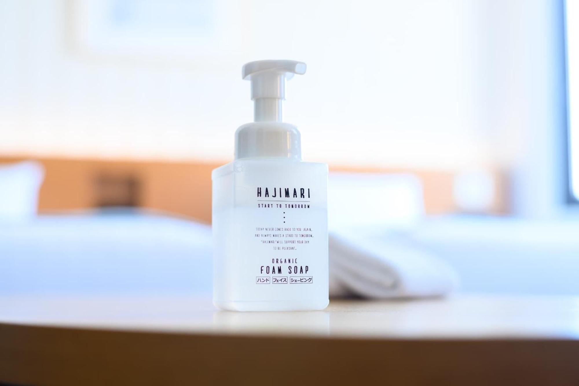 Kanazawa Tokyu Hotel Buitenkant foto A bottle of foam soap